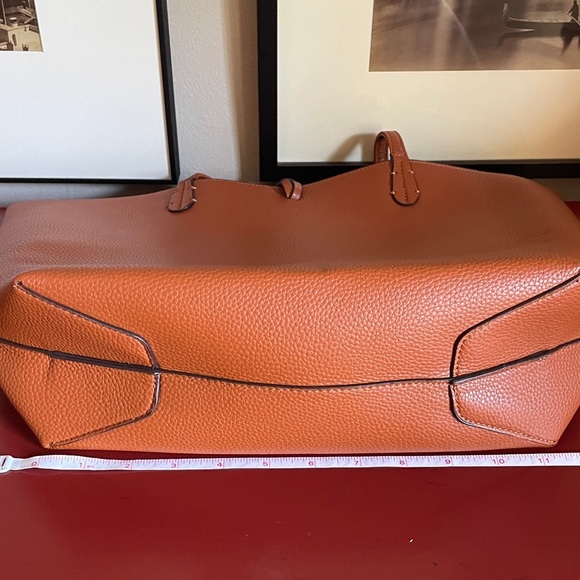 BRAND NEW Elegant Brown Buttery-Soft Tote Bag - advertised as Leather in Store - Picture 8 of 12